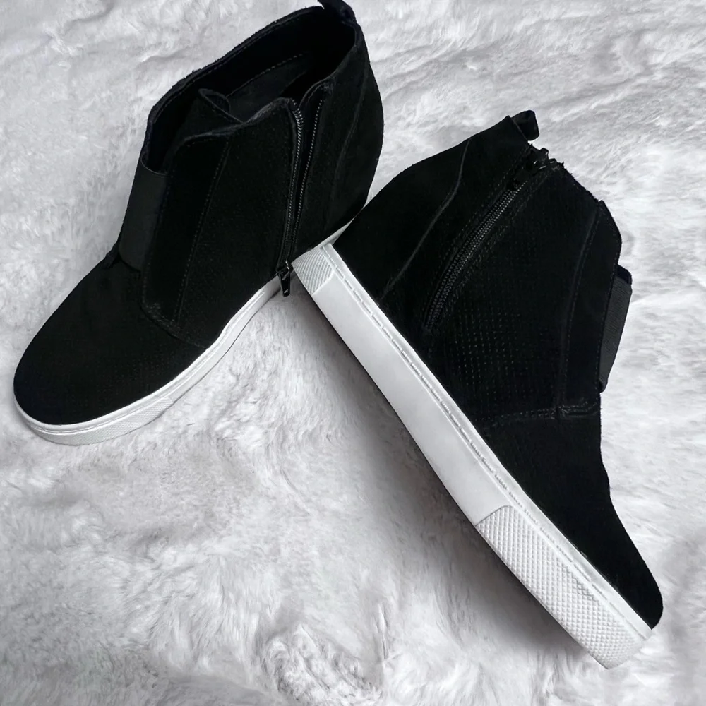 chic dark
